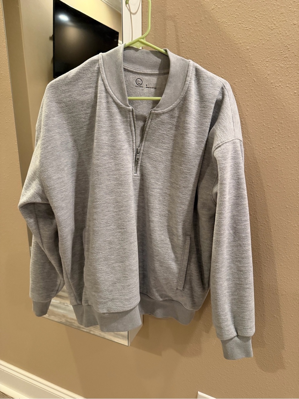Gilly Hicks Men's Heather Gray Half-Zip Pullover Sweater